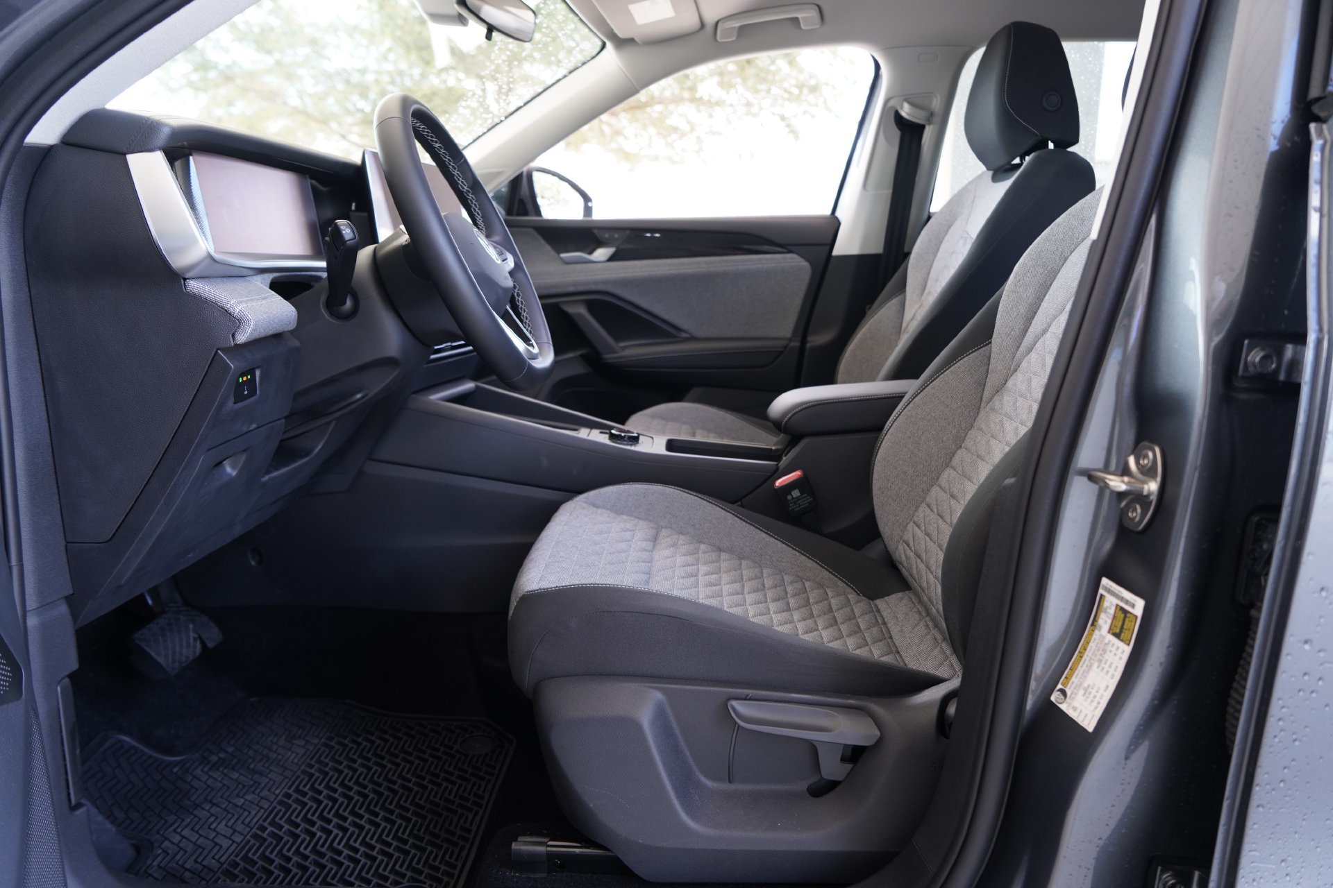 Certified 2026 Volkswagen Tiguan S FWD image 9