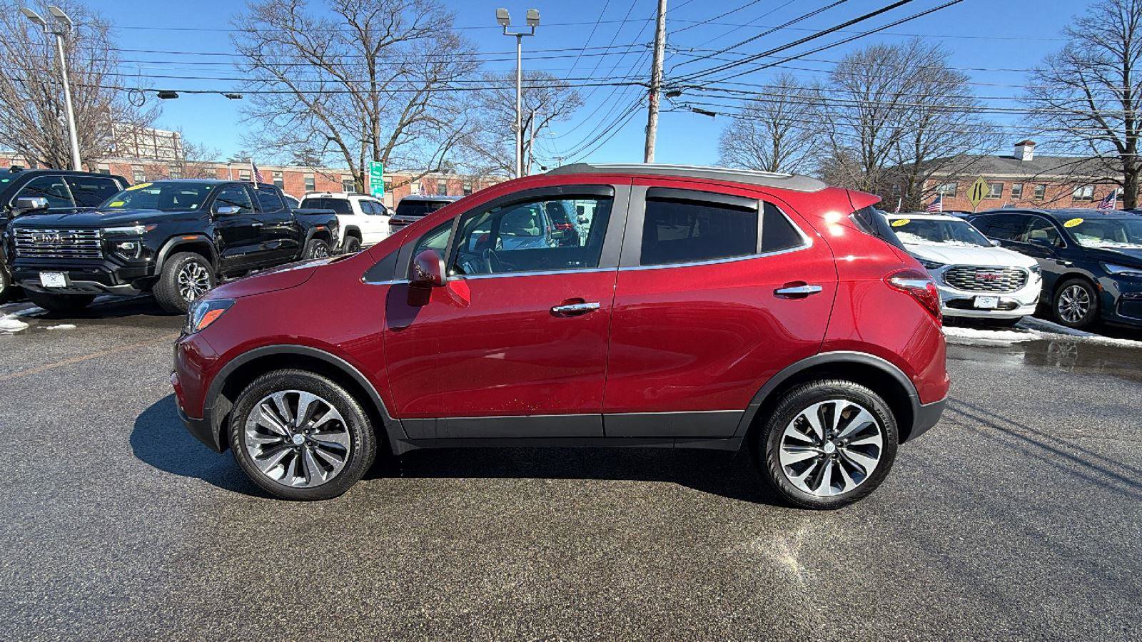 Used 2022 Buick Encore Preferred w/ Safety Package image 4