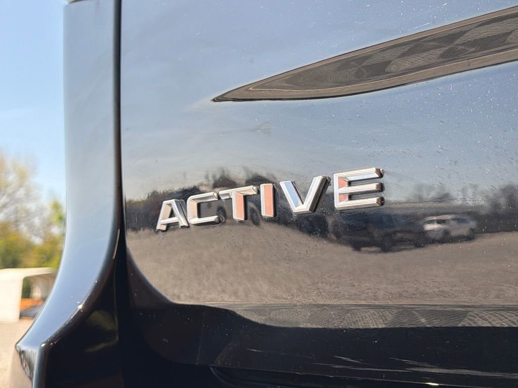 Used 2025 Ford Expedition Active image 18