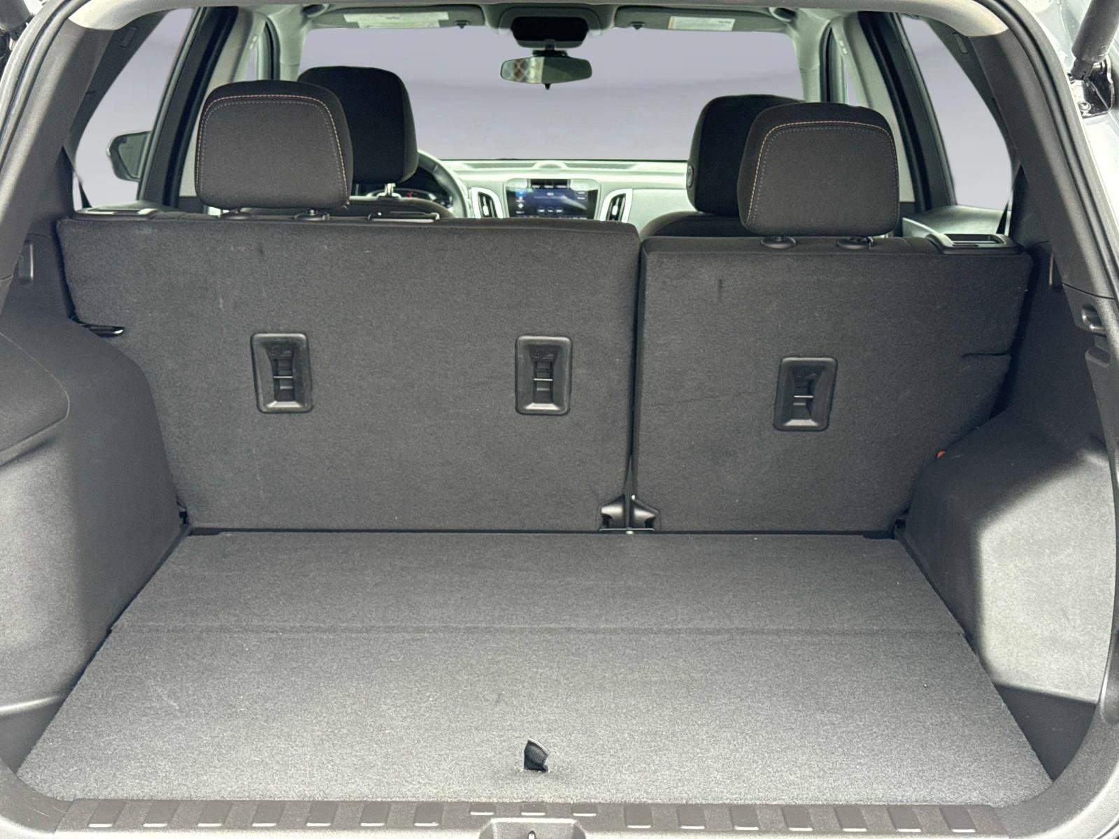 Used 2024 Chevrolet Equinox LT image 12