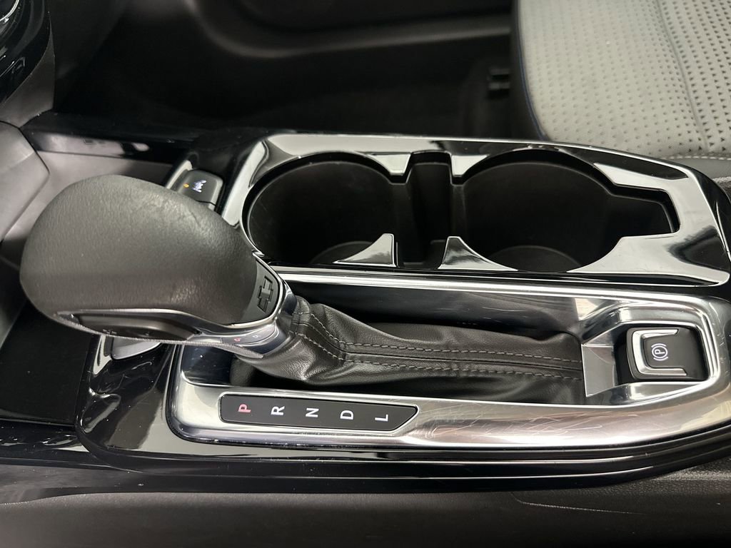 Used 2024 Chevrolet Trax LT w/ Driver Confidence Package FWD image 18