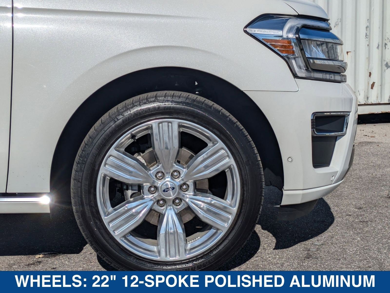Certified 2024 Ford Expedition Platinum image 11