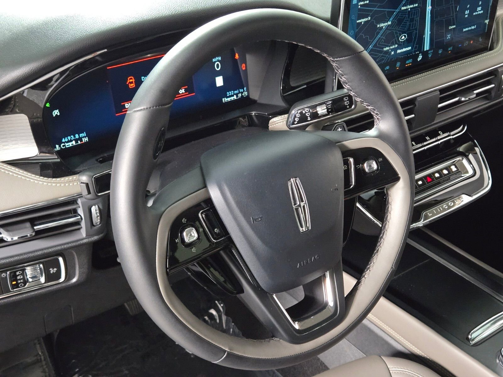 Certified 2025 Lincoln Corsair FWD image 21