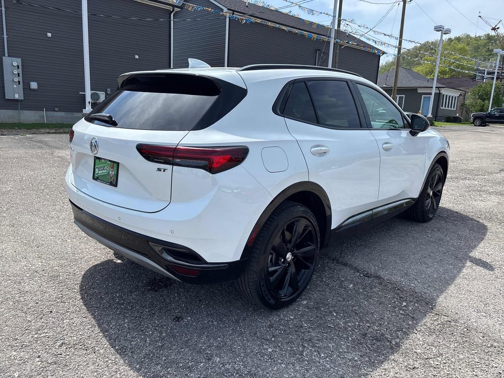 Used 2021 Buick Envision Essence w/ Sport Touring Package FWD image 5