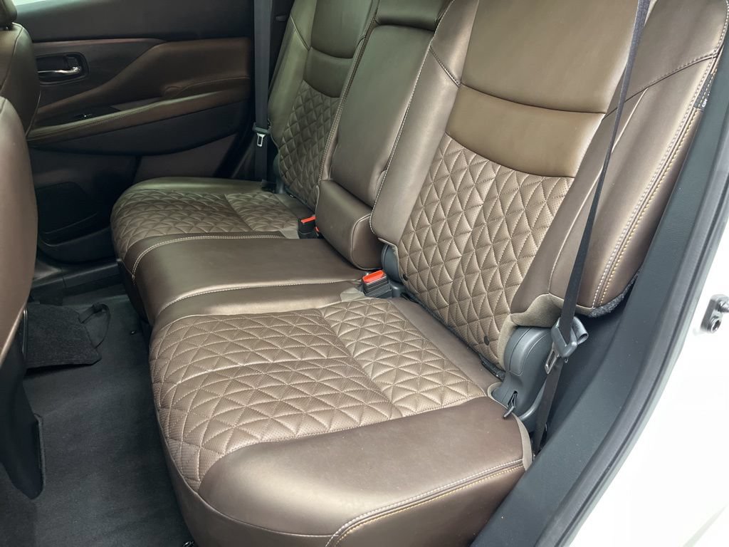 Used 2023 Nissan Murano Platinum FWD image 22