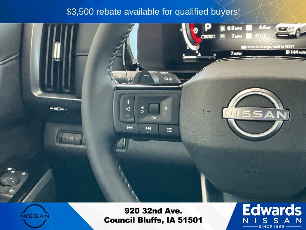 New 2026 Nissan Pathfinder SL w/ SL Premium Package AWD/4WD image 24