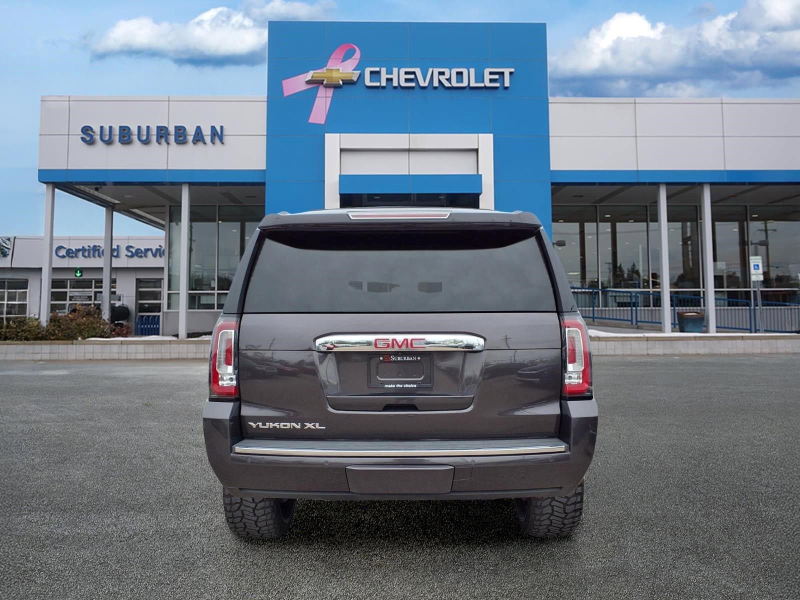 Used 2016 GMC Yukon XL Denali w/ Open Road Package AWD/4WD image 5