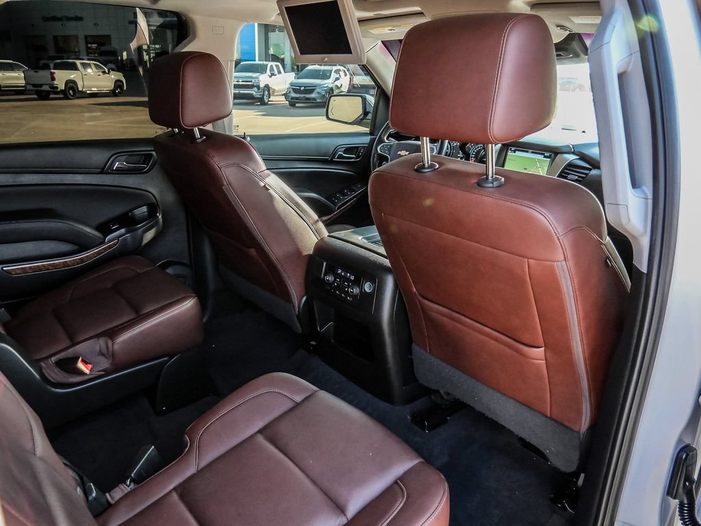 Used 2020 Chevrolet Suburban Premier w/ Premier Plus Edition AWD/4WD image 28
