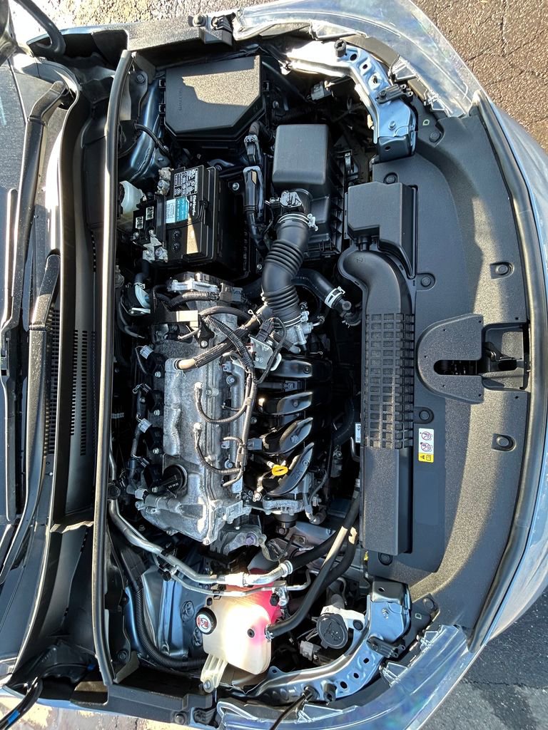 Used 2021 Toyota Corolla LE w/ LE Convenience Package image 11