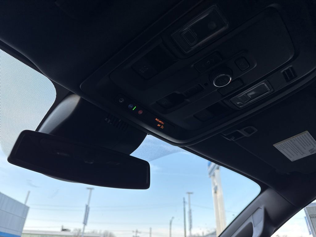 Used 2025 Chevrolet Suburban Premier w/ Sun And Tow Package image 26