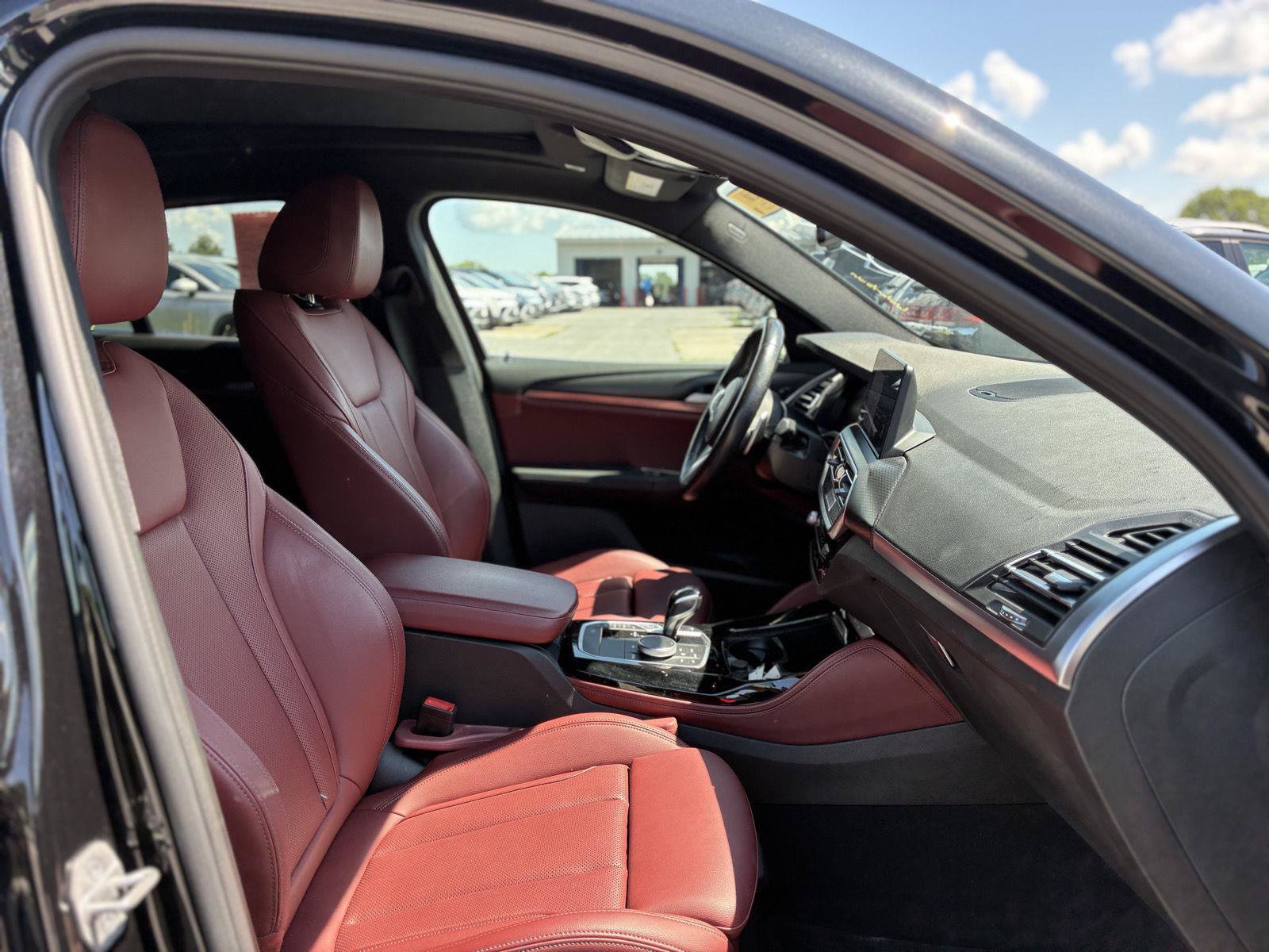 Used 2022 BMW X4 xDrive30i AWD/4WD image 14