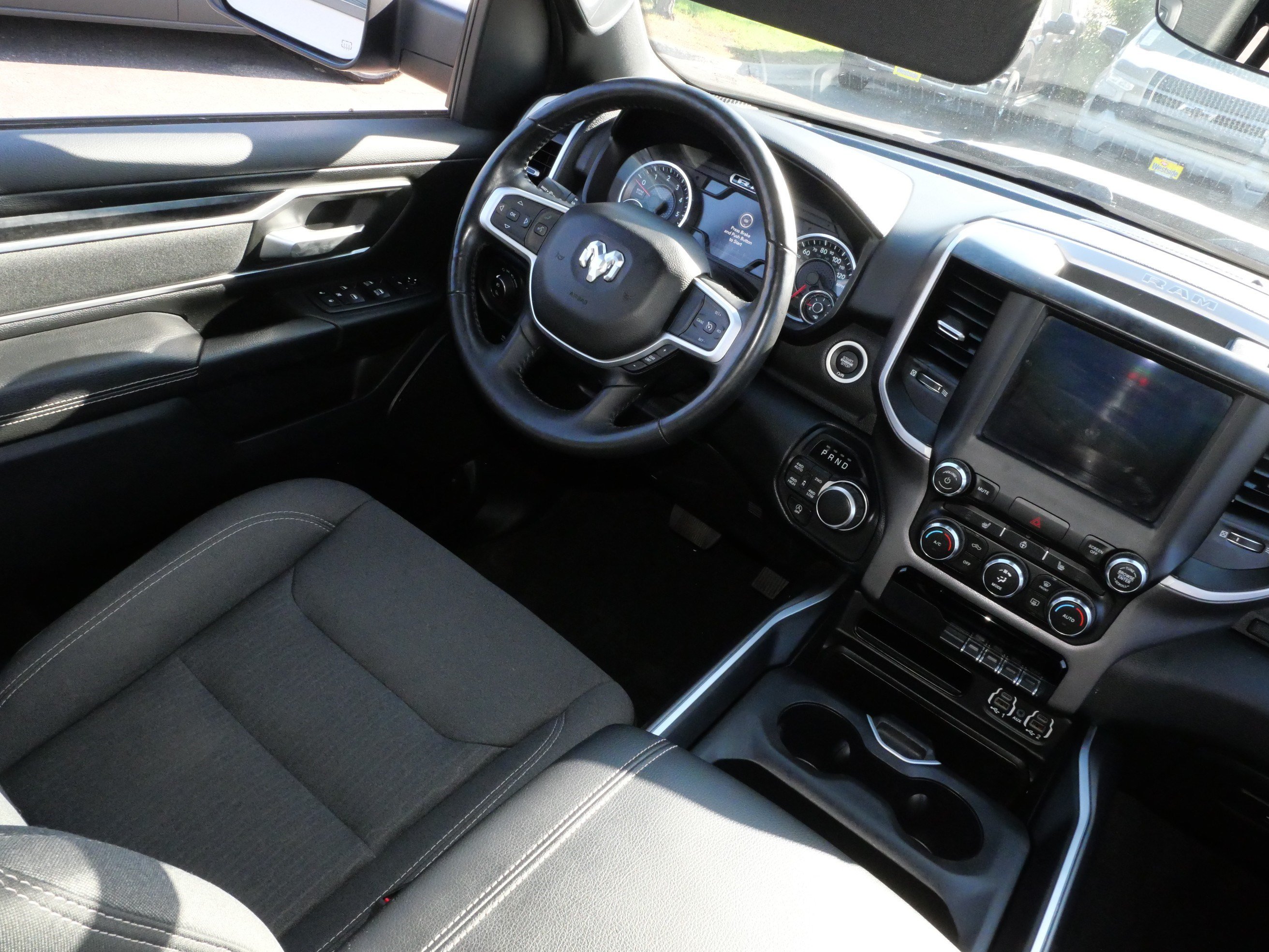 Used 2021 RAM 1500 Big Horn AWD/4WD image 9