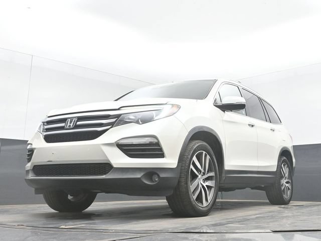 Used 2016 Honda Pilot Touring image 38