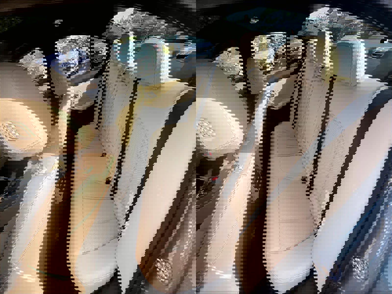 Certified 2025 BMW 330i Sedan w/ Convenience Package image 28