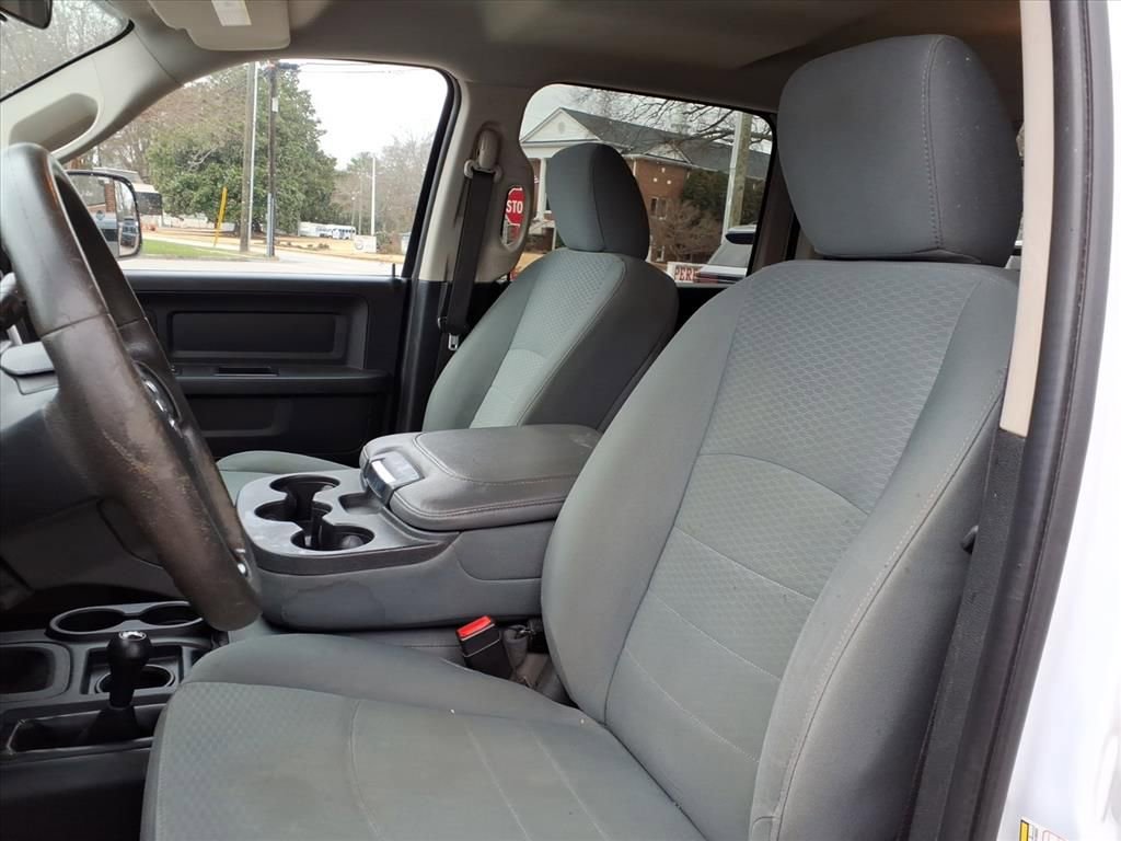 Used 2017 RAM 3500 Tradesman w/ Chrome Appearance Group image 14