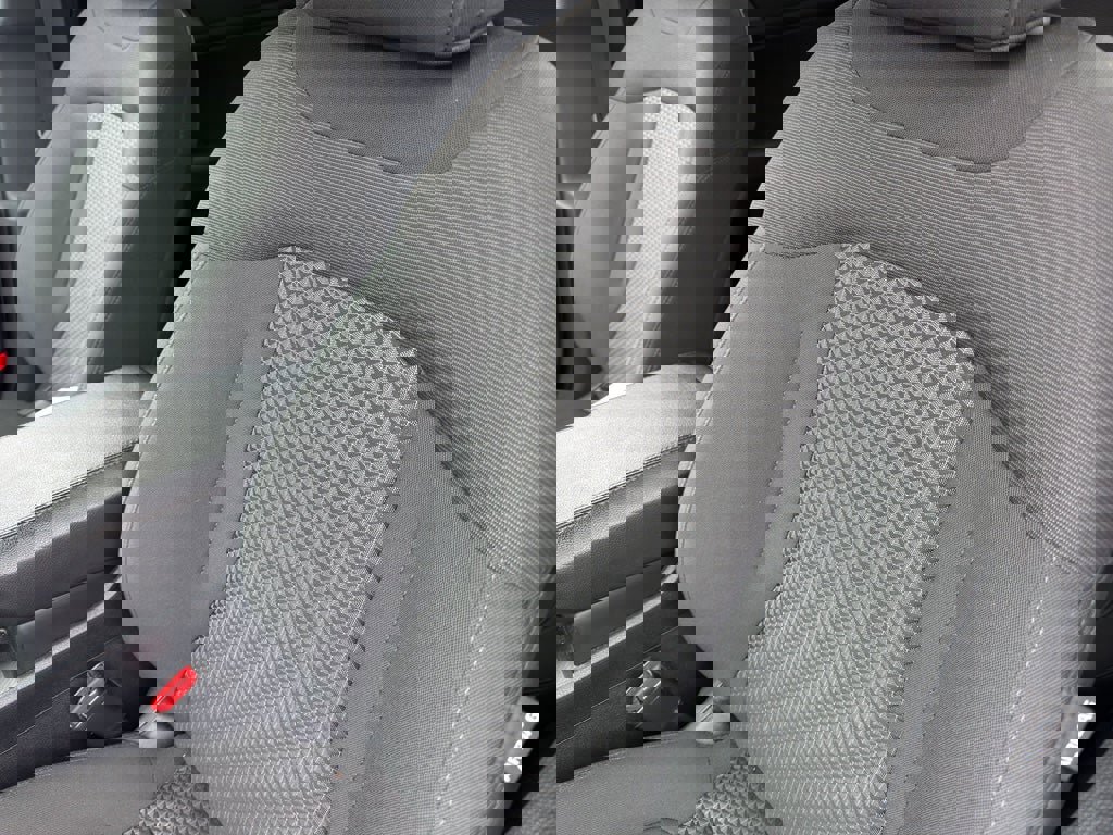 Used 2024 Kia Sportage LX image 13