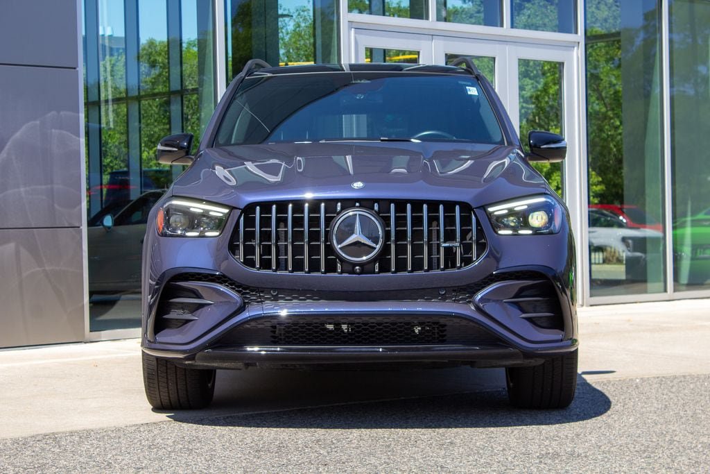 Used 2025 Mercedes-Benz GLE 53 AMG 4MATIC image 2