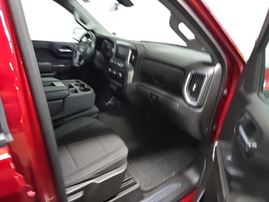 Used 2022 Chevrolet Silverado 1500 LT w/ Diesel Off-Road Package image 15
