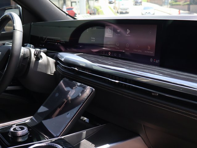 Certified 2026 Cadillac Escalade Sport w/ Touring Package AWD/4WD image 9