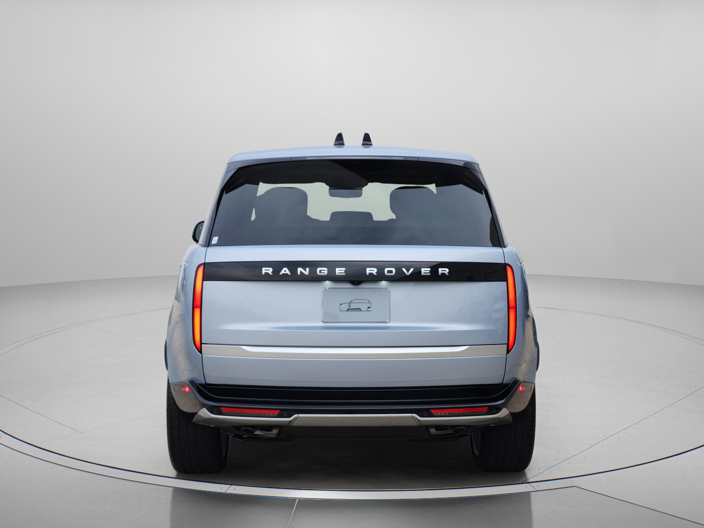 New 2026 Land Rover Range Rover Autobiography image 4