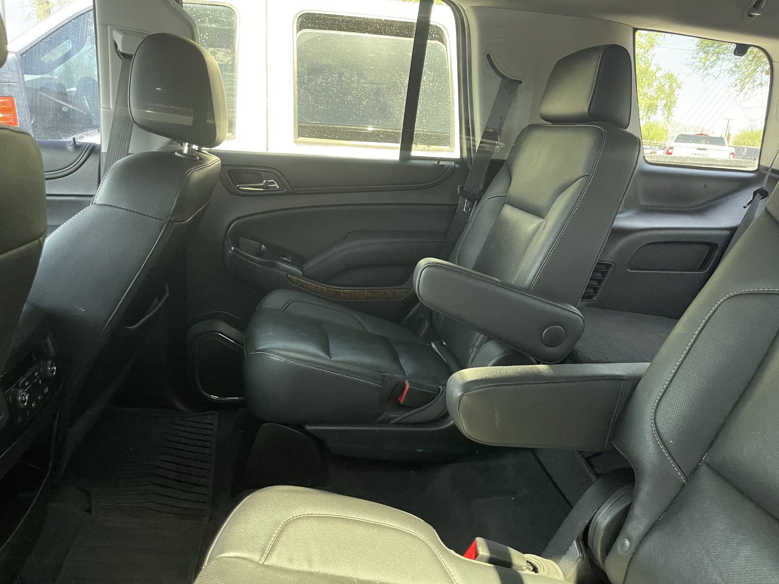 Used 2020 Chevrolet Tahoe Premier AWD/4WD image 10