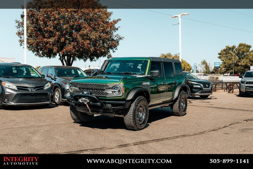 Used 2024 Ford Bronco Everglades AWD/4WD image 3