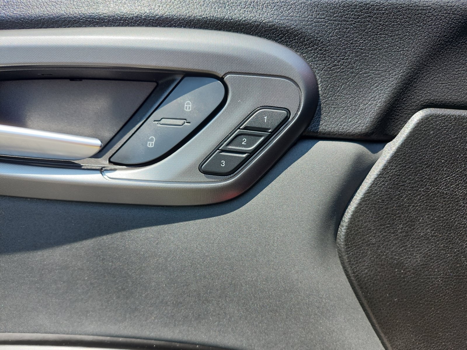 Used 2024 Dodge Hornet R/T AWD/4WD image 15