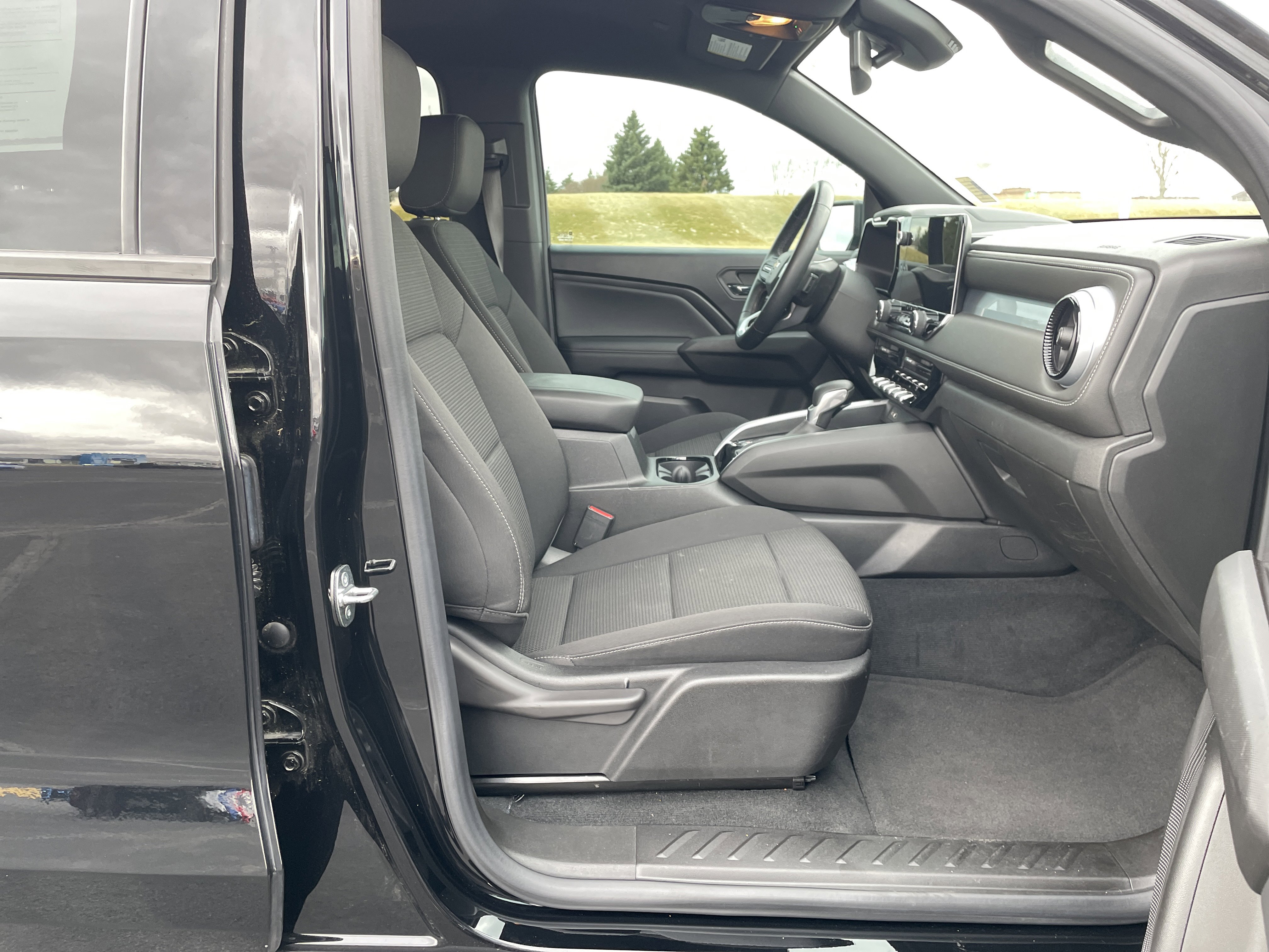 Certified 2023 Chevrolet Colorado LT w/ LT Convenience Package II image 26