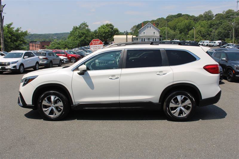 Used 2025 Subaru Ascent Premium AWD/4WD image 5