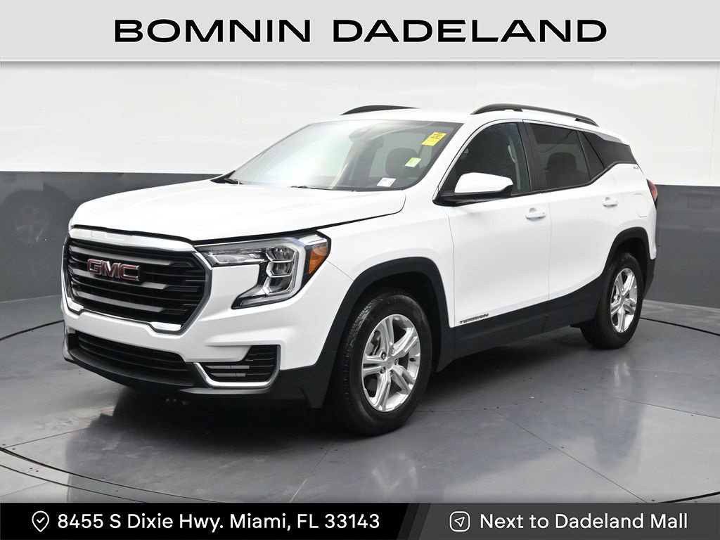 Used 2024 GMC Terrain SLE w/ Driver Convenience Package