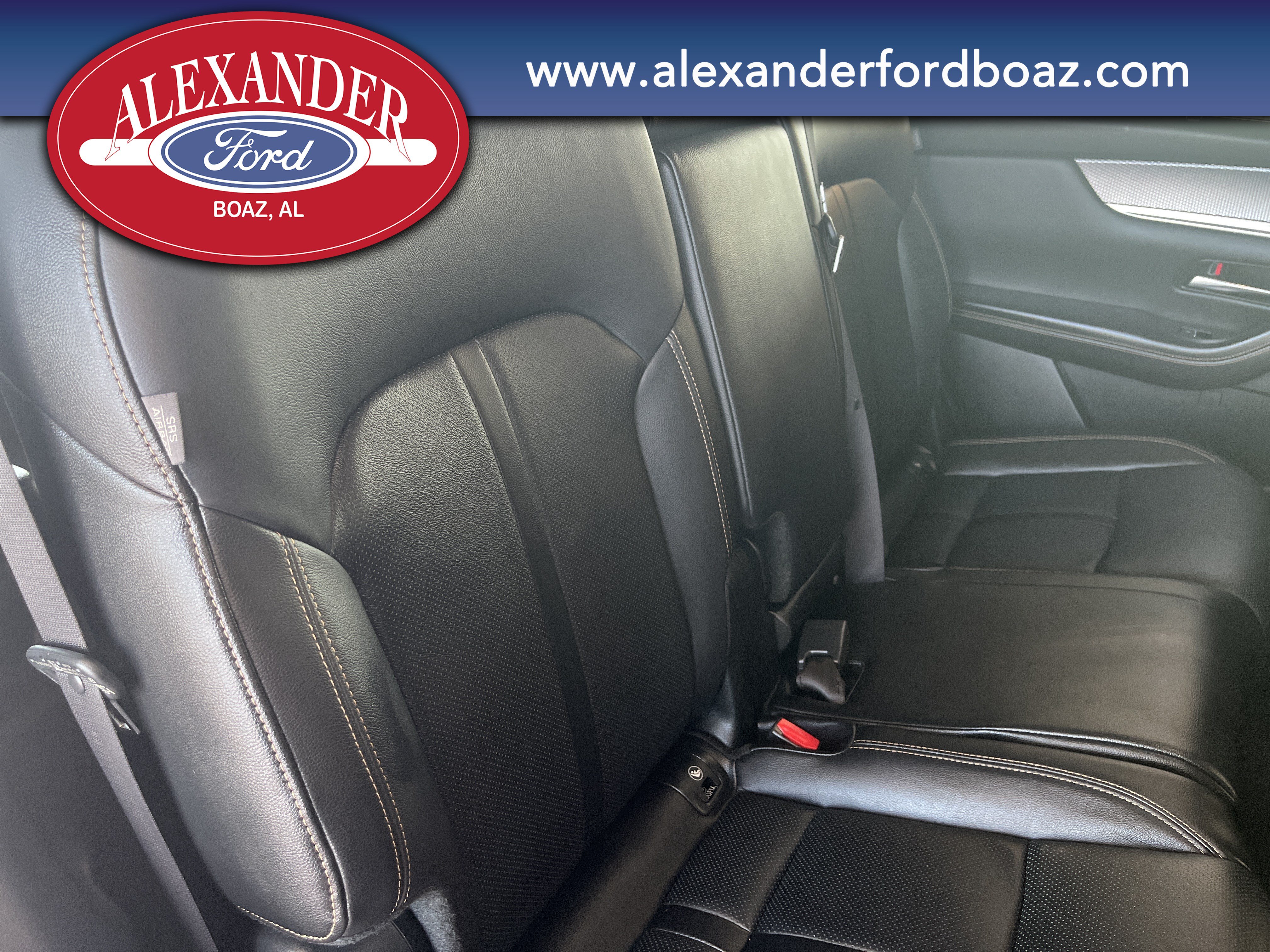 Used 2025 MAZDA CX-70 3.3 Turbo w/ Preferred Package AWD/4WD image 18