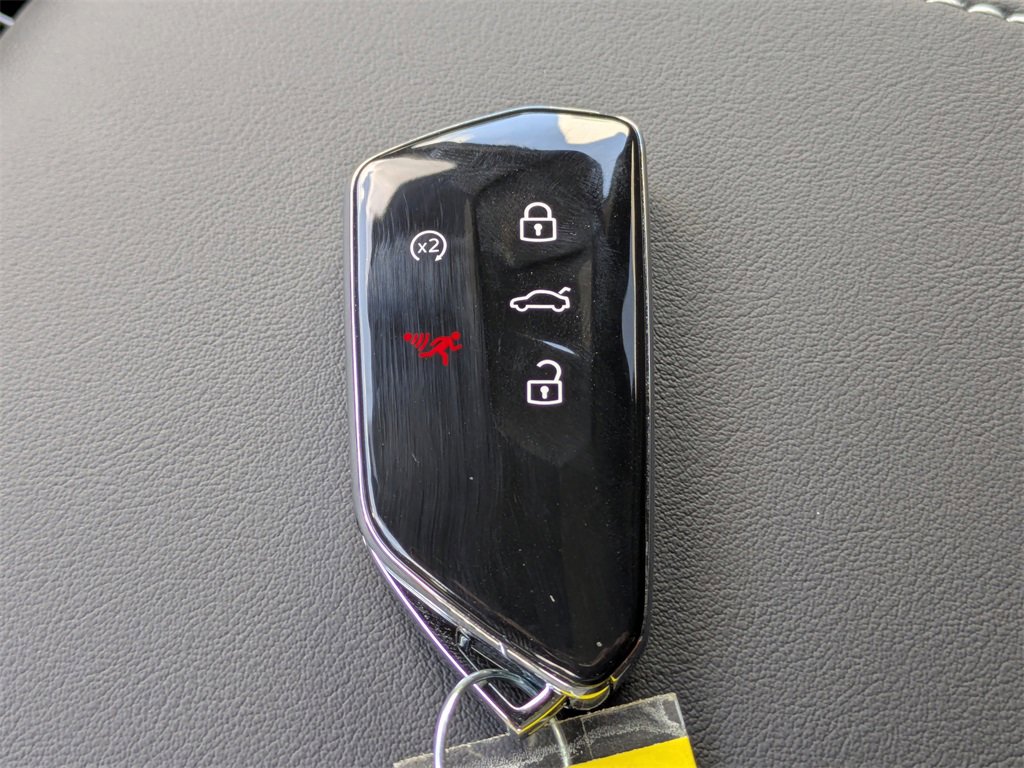 New 2026 Volkswagen Atlas Cross Sport SE image 41