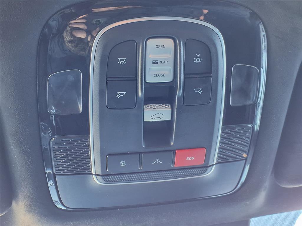 Used 2022 Hyundai Palisade Calligraphy w/ Cargo Package image 17