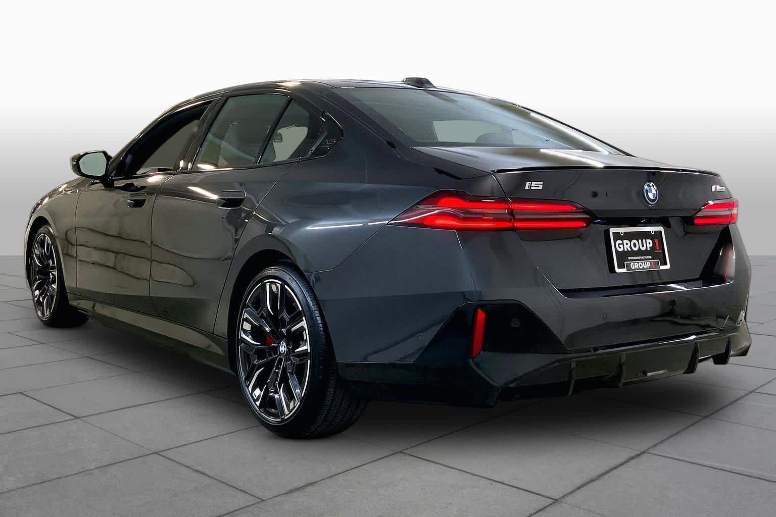 Used 2026 BMW i5 M60 AWD/4WD image 11