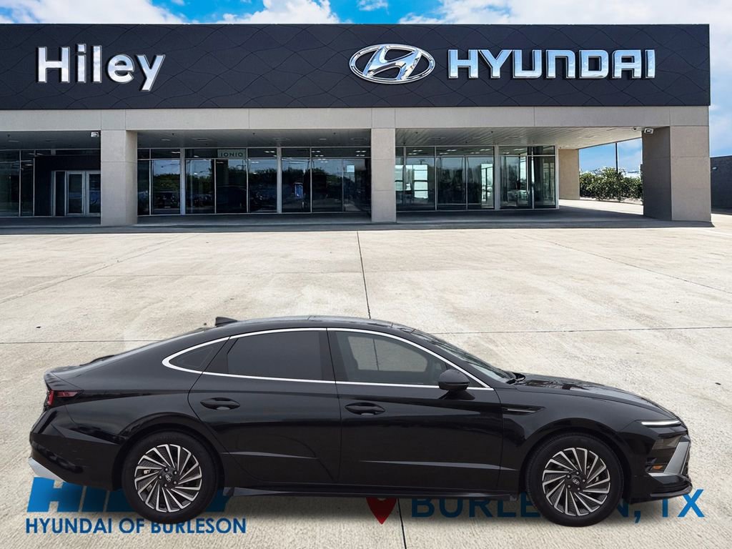 Certified 2026 Hyundai Sonata Limited image 3