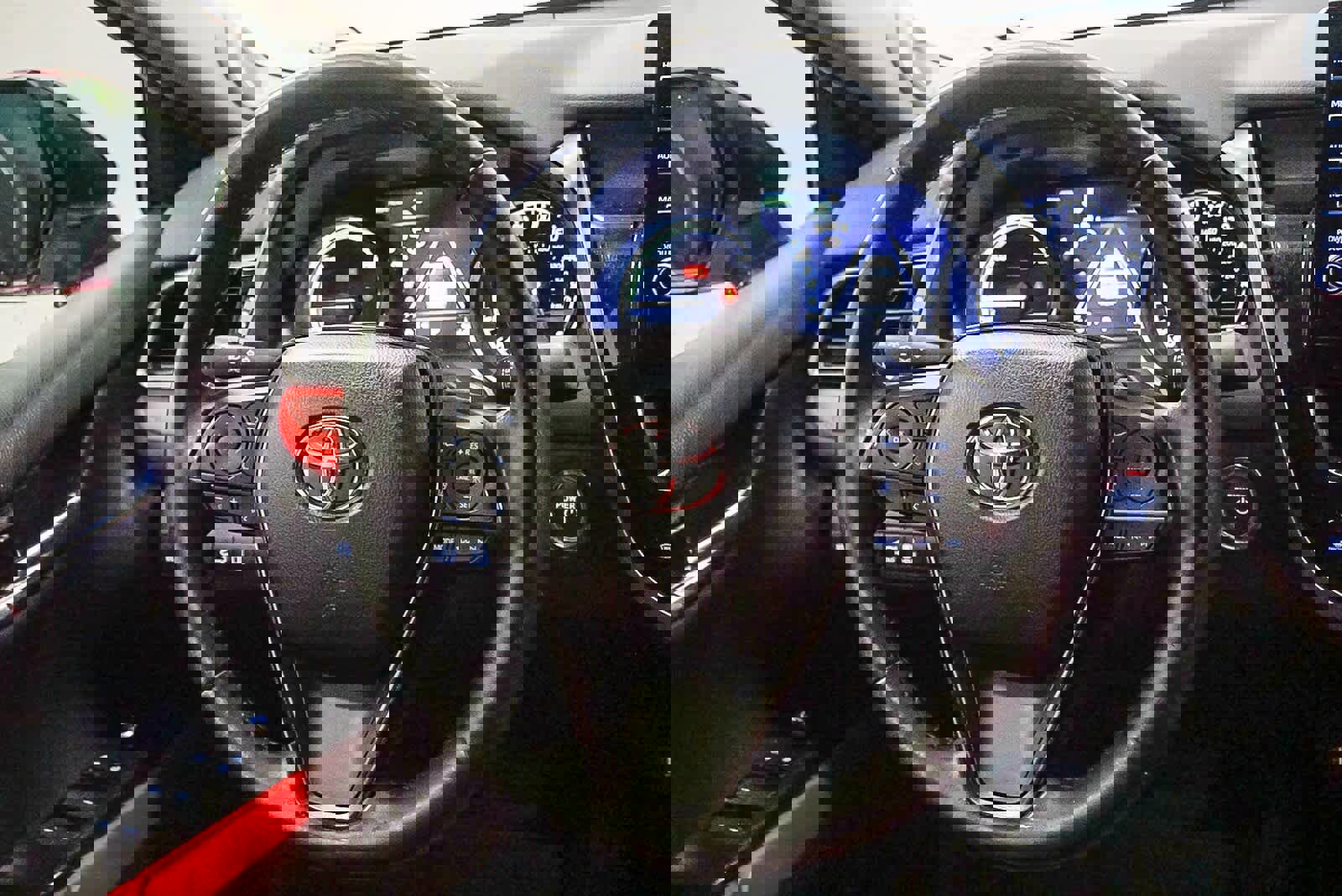 Used 2021 Toyota Camry XSE image 16