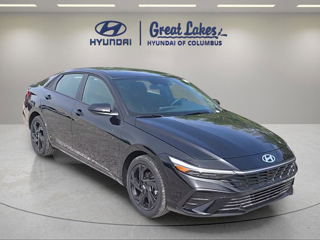New 2026 Hyundai Elantra Sport FWD image 7