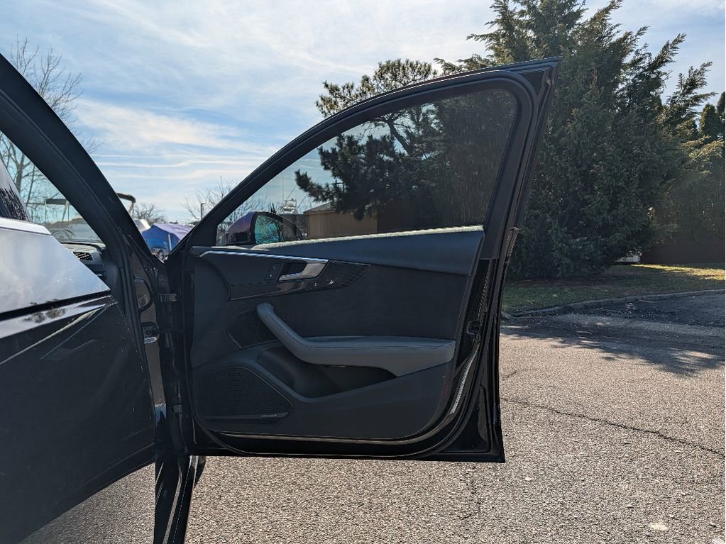 Used 2018 Audi S4 Prestige w/ Prestige Package image 13