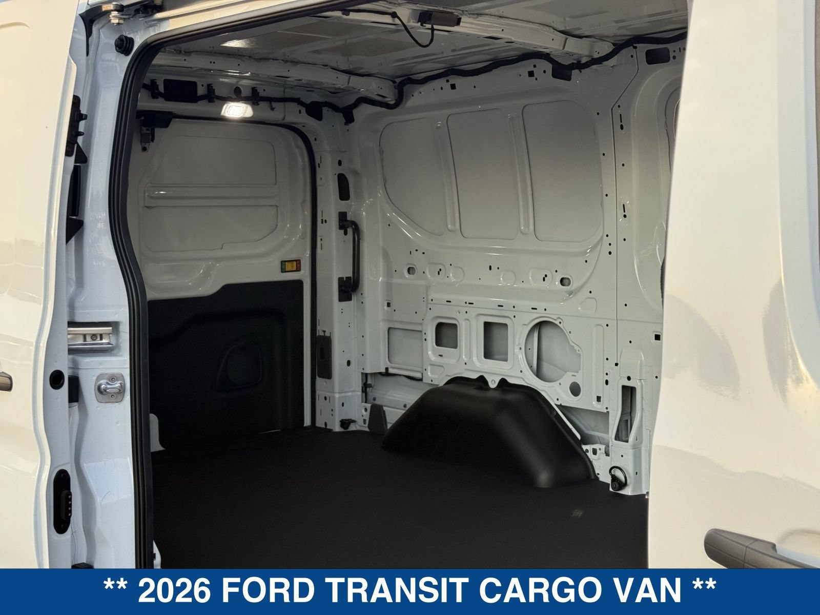 New 2026 Ford Transit 250 Low Roof RWD image 16