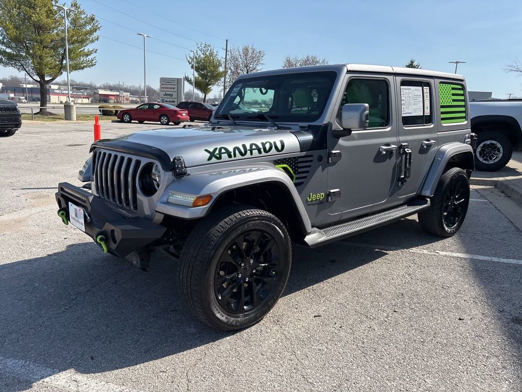 Used 2021 Jeep Wrangler Unlimited Sahara AWD/4WD image 13