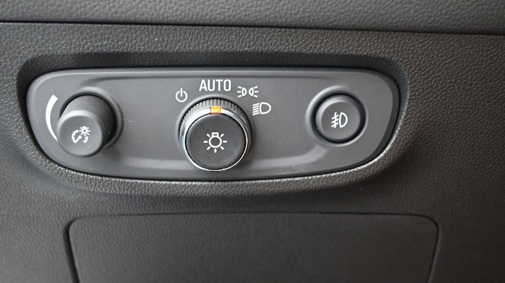 Used 2022 Buick Encore GX Select FWD image 29