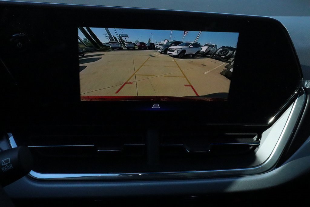 New 2026 Chevrolet Trax LT w/ Driver Confidence Package image 5