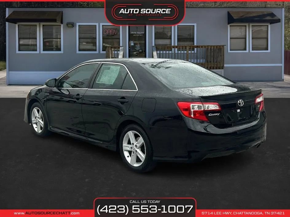 Used 2013 Toyota Camry SE image 5