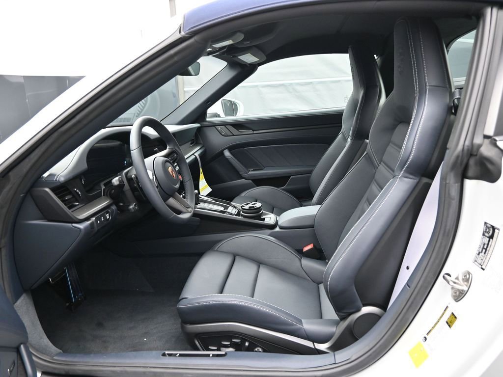 Certified 2026 Porsche 911 Targa 4S AWD/4WD image 5