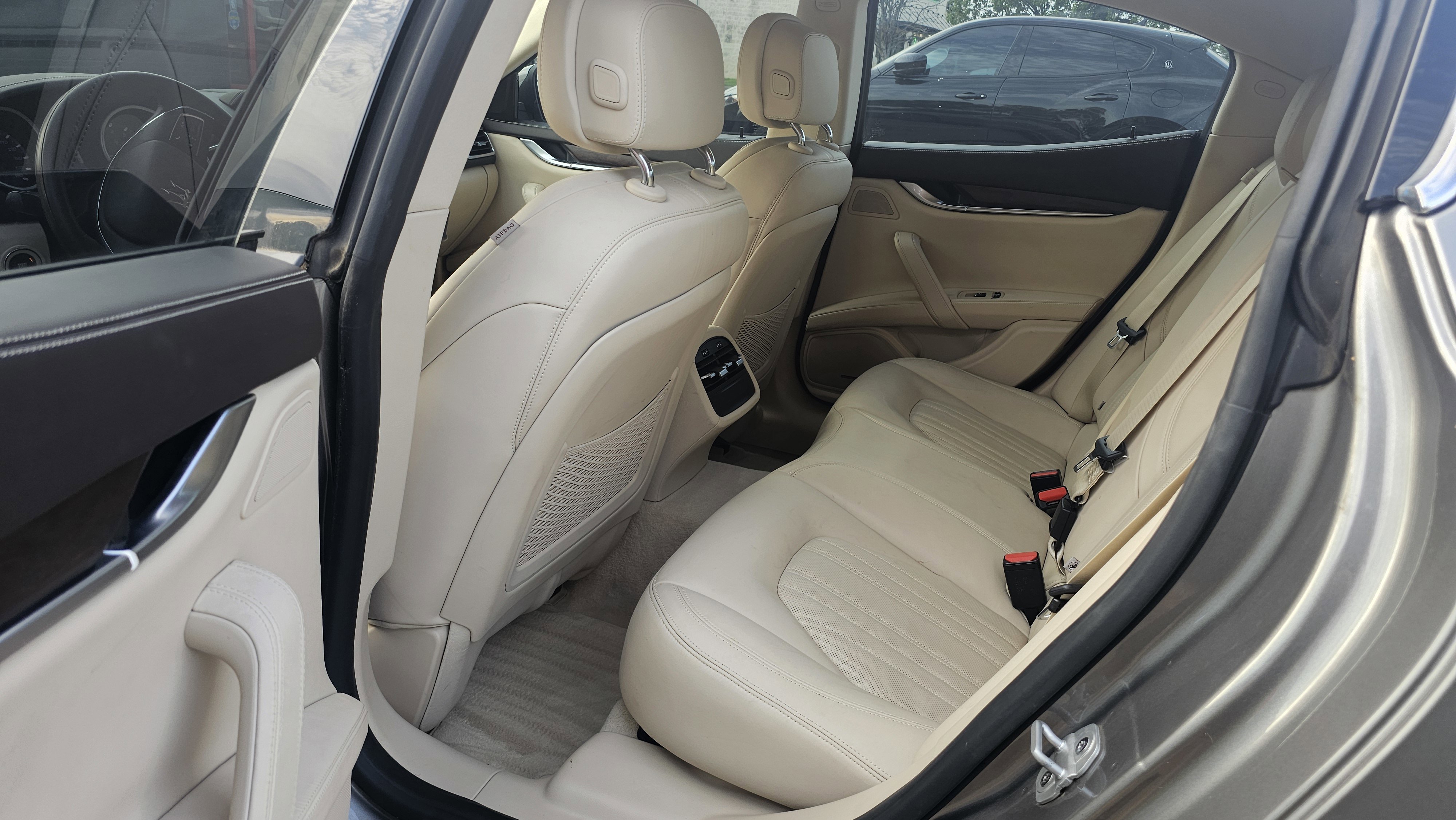 Used 2018 Maserati Ghibli GranLusso image 22