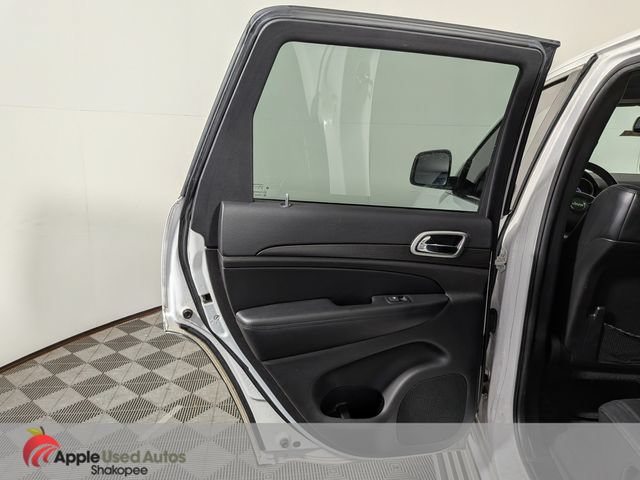 Used 2015 Jeep Grand Cherokee Altitude AWD/4WD image 23