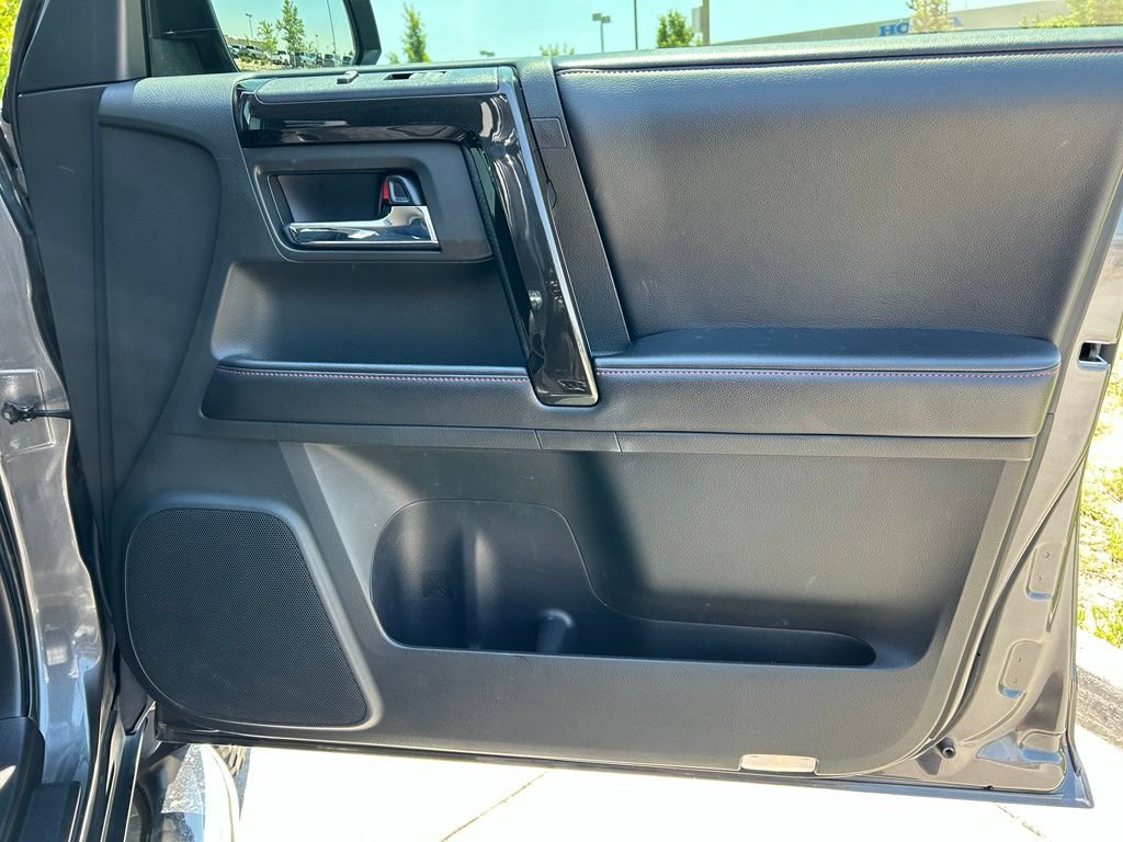Used 2016 Toyota 4Runner Trail Premium AWD/4WD image 30