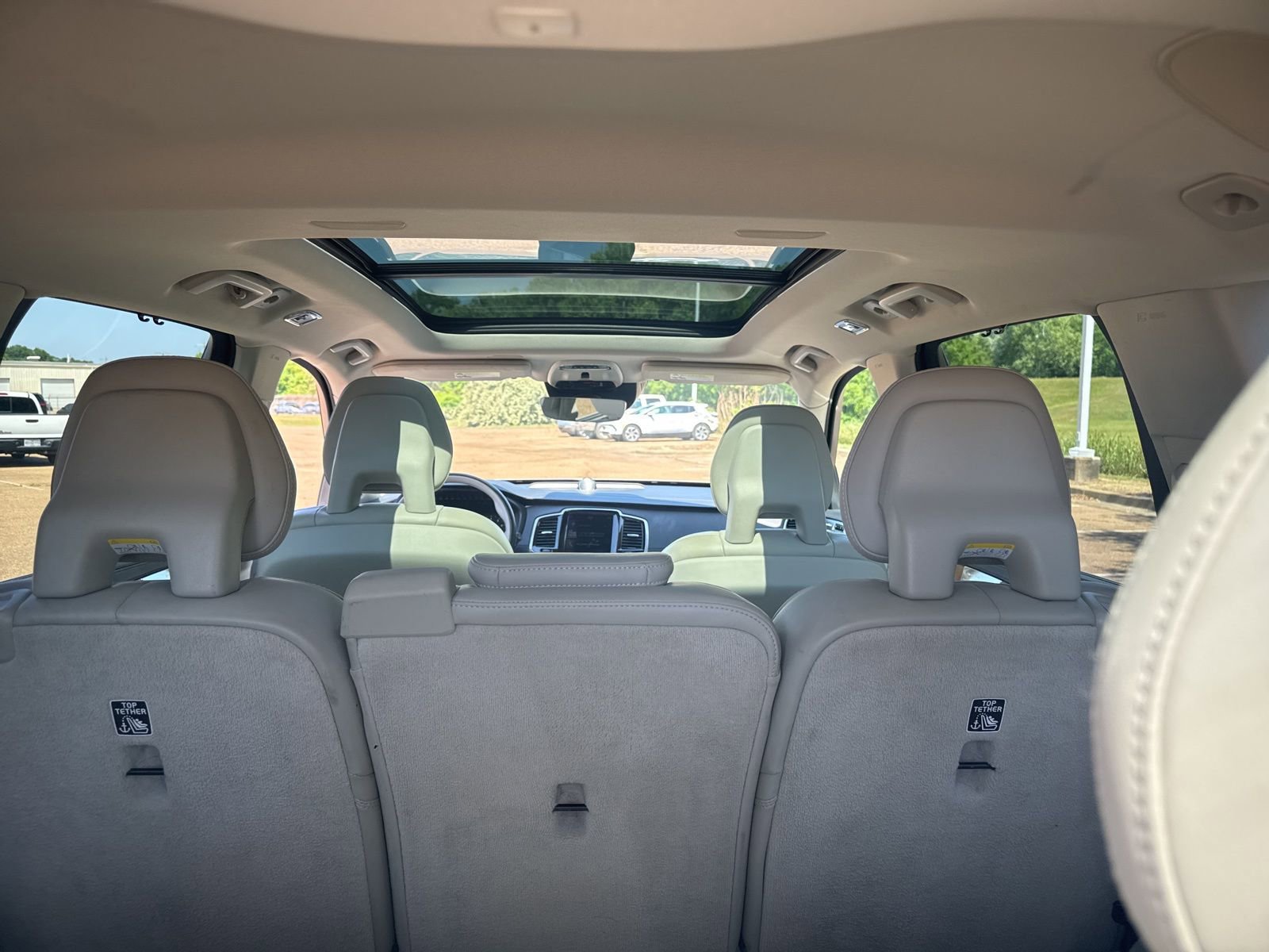 Used 2016 Volvo XC90 T6 Inscription w/ Vision Package AWD/4WD image 23