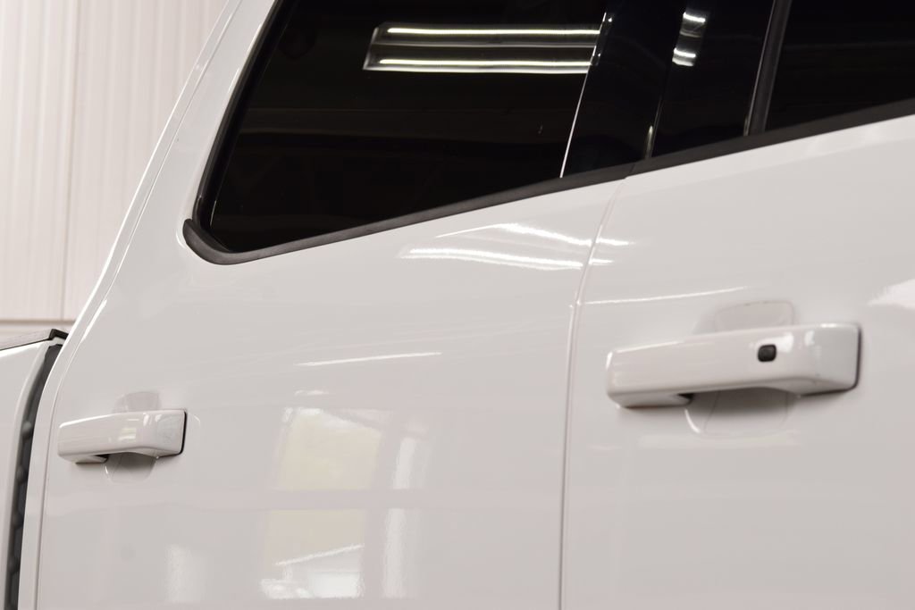 Used 2024 Ford F350 Lariat w/ Lariat Ultimate Package image 16