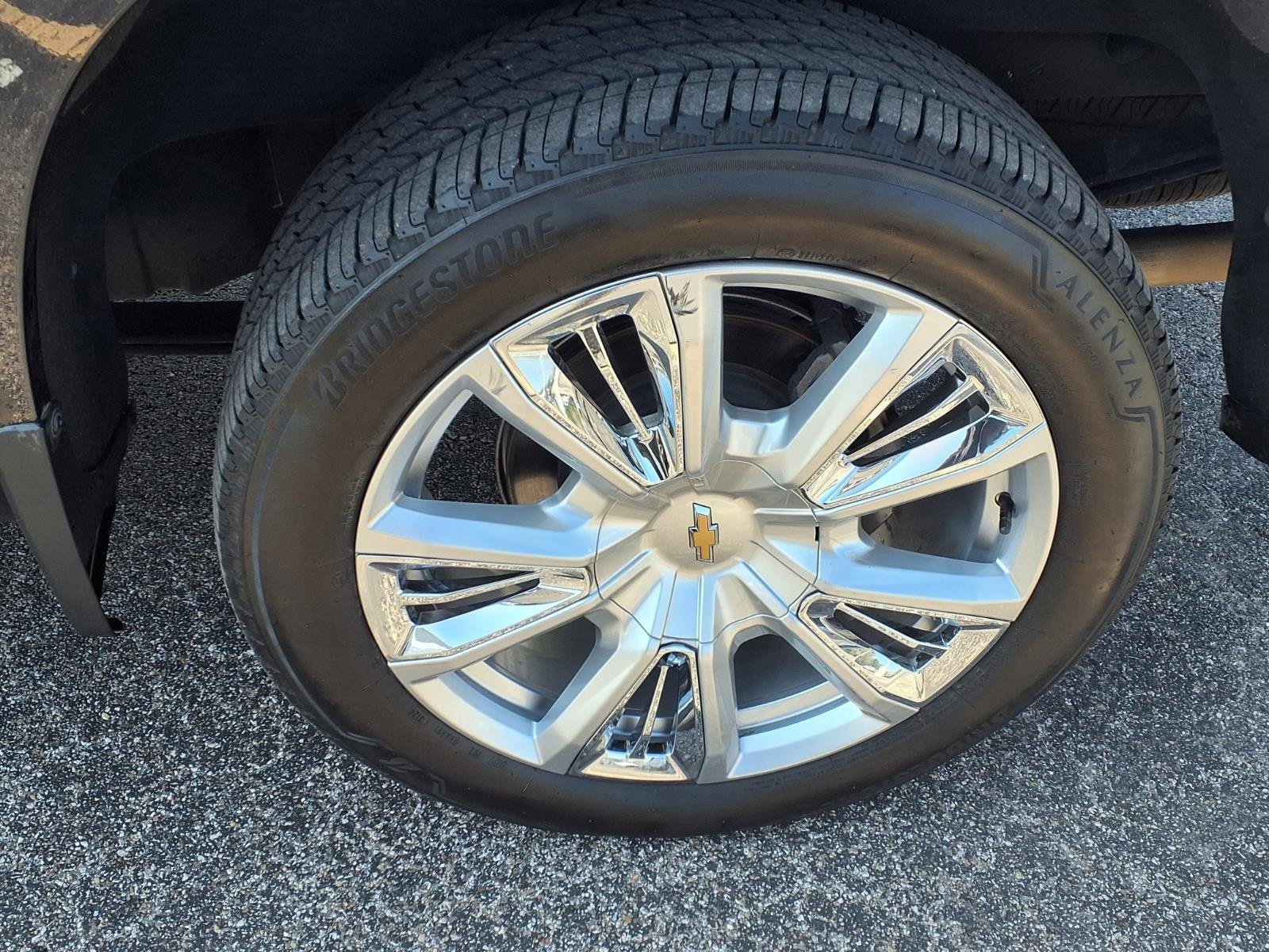 Used 2022 Chevrolet Silverado 1500 High Country w/ High Country Premium Package image 25